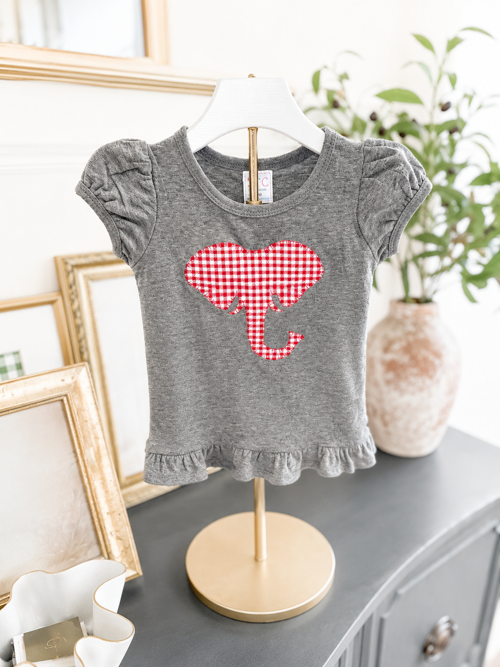 Elephant Head Appliqué Ruffle Shirt